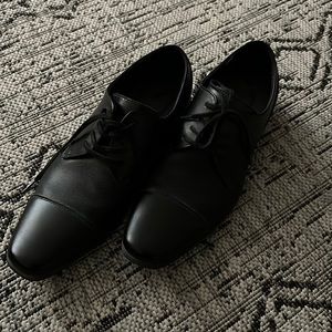 Calvin Klein Black Honey Comb Dress Shoes